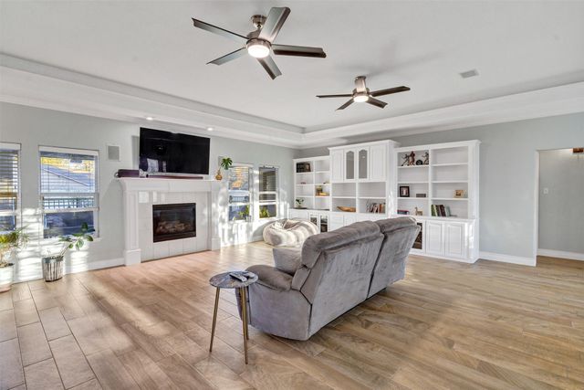 2801 Weylene Paseo, Granbury, TX 76049