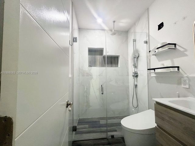 16082 NE 9th Ct, North Miami Beach, FL 33162