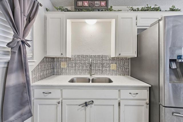 4809 Elmview Drive, Del City, OK 73115