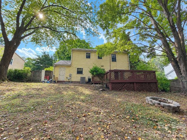 1425 Longbrook Drive, Charlotte, NC 28270