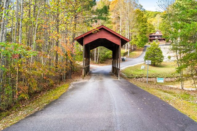 75 Covered Bridge, Blairsville, GA 30512
