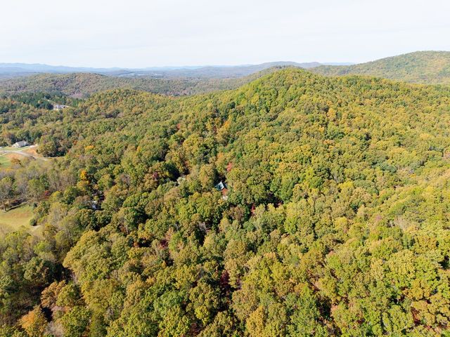 75 Covered Bridge, Blairsville, GA 30512