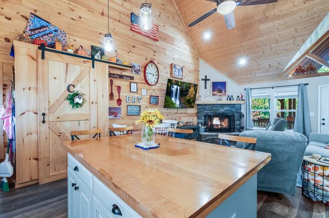 75 Covered Bridge, Blairsville, GA 30512