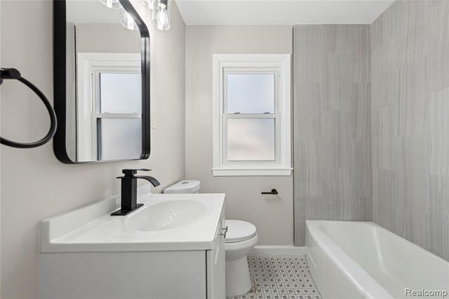 4484 Howe Road, Wayne, MI 48184