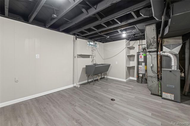 4484 Howe Road, Wayne, MI 48184