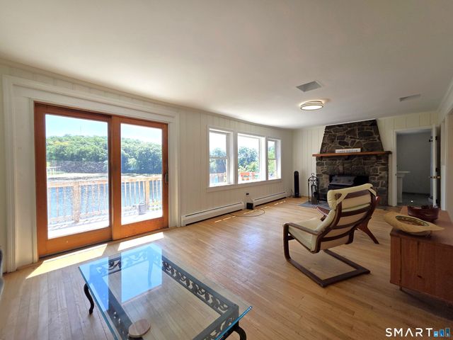 139 Lake Road, Griswold, CT 06351