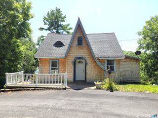 139 Lake Road, Griswold, CT 06351
