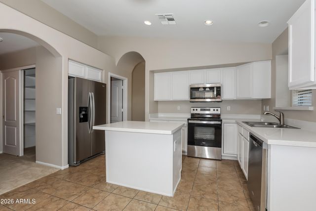 17478 N GATUN Avenue, Maricopa, AZ 85139