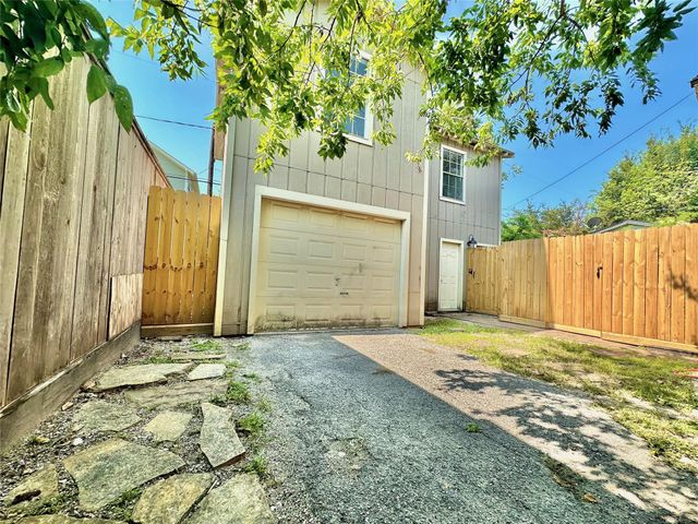114 Munford Street, Houston, TX 77008