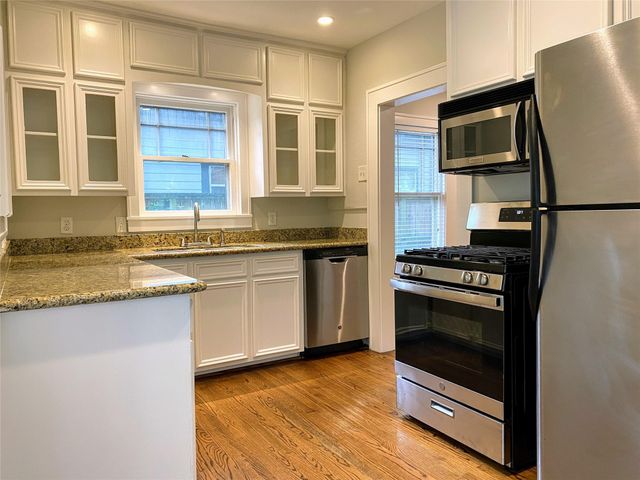 114 Munford Street, Houston, TX 77008