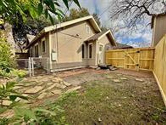 114 Munford Street, Houston, TX 77008