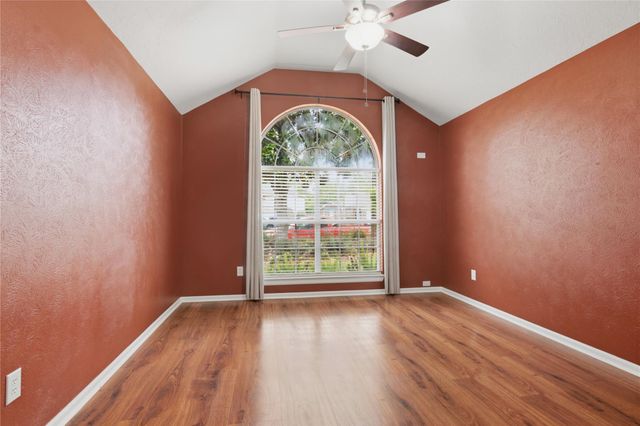 1306 Teal Glen Court, Houston, TX 77062