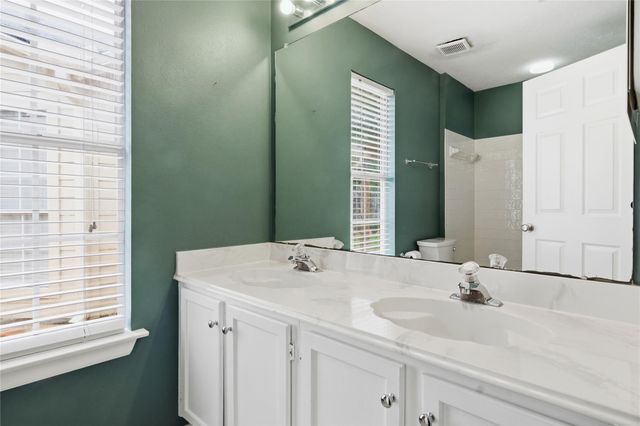 1306 Teal Glen Court, Houston, TX 77062