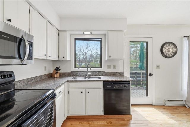 290 Collamer Circle, Shelburne, VT 05482