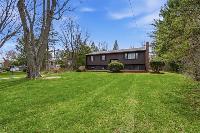 290 Collamer Circle, Shelburne, VT 05482