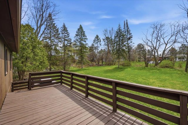 290 Collamer Circle, Shelburne, VT 05482