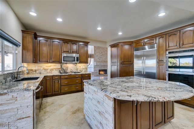 54 Grossinger Court, Henderson, NV 89074