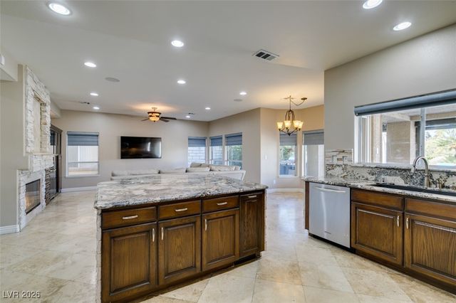 54 Grossinger Court, Henderson, NV 89074