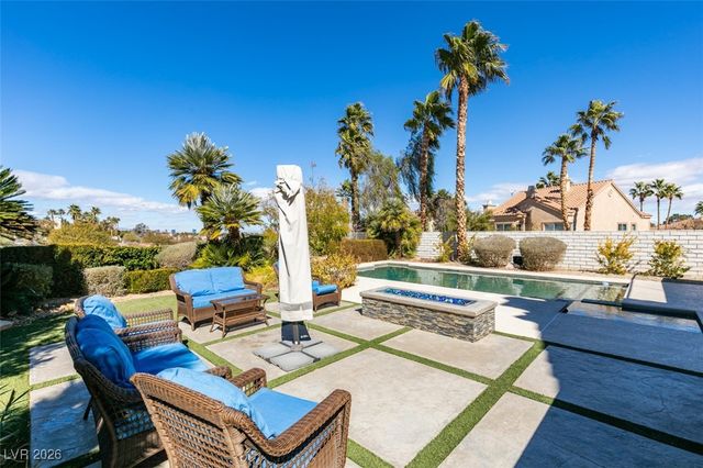 54 Grossinger Court, Henderson, NV 89074