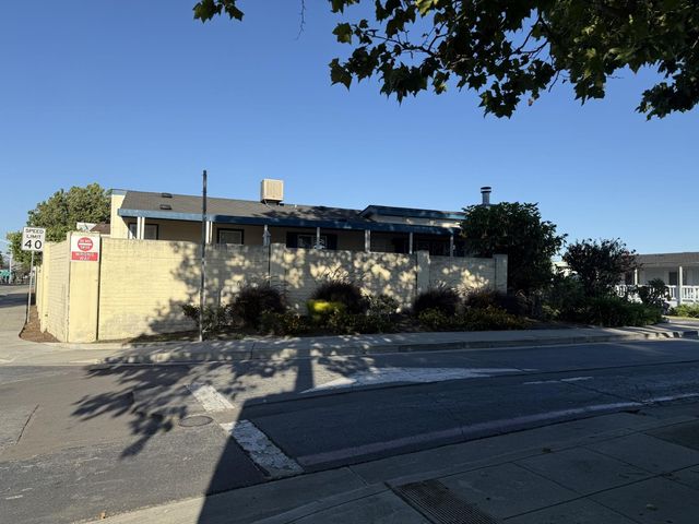 1220 Tasman 39, Sunnyvale, CA 94089