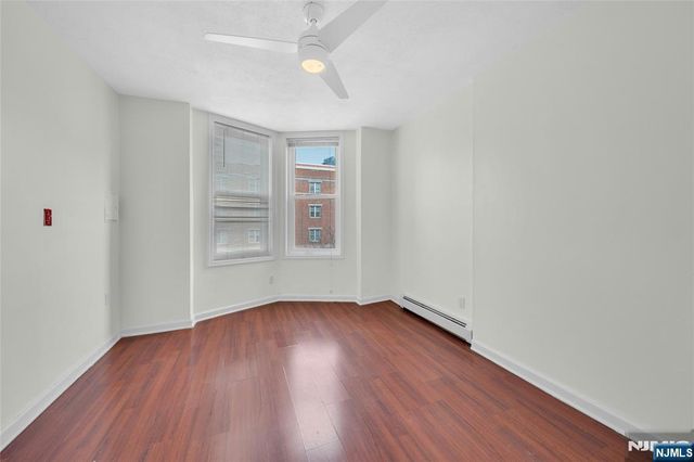 811 Montgomery Street 201, Jersey City, NJ 07306