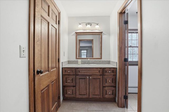 105 Rideout Road, Hollis, NH 03049