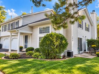 248 Butternut Lane, Streamwood, IL 60107