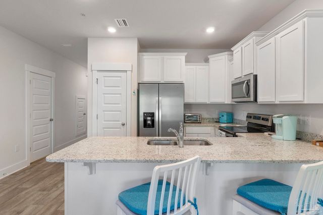 1518 Farragut Way, Pensacola, FL 32534