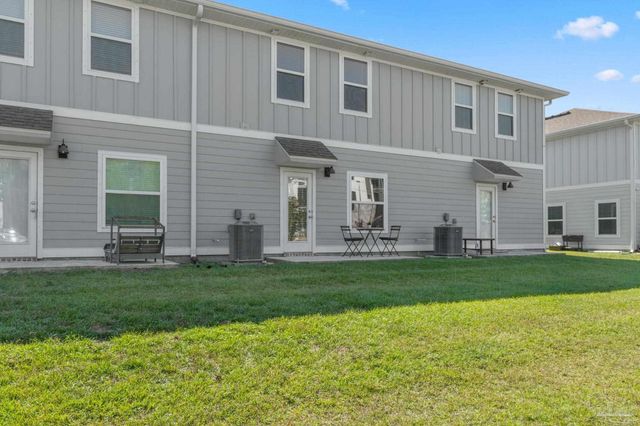 1518 Farragut Way, Pensacola, FL 32534