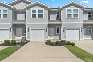 1518 Farragut Way, Pensacola, FL 32534