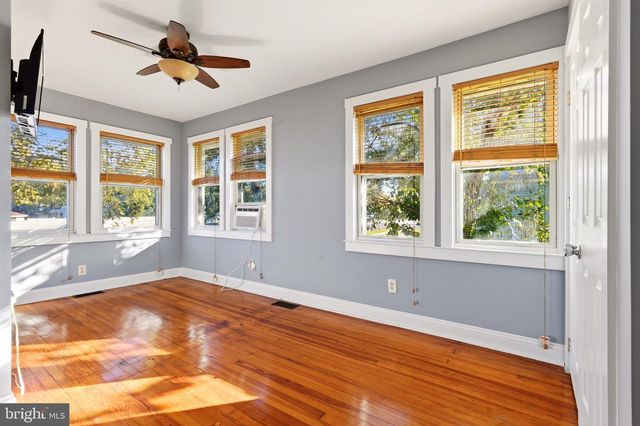 205 N FIFTH ST, National Park, NJ 08063