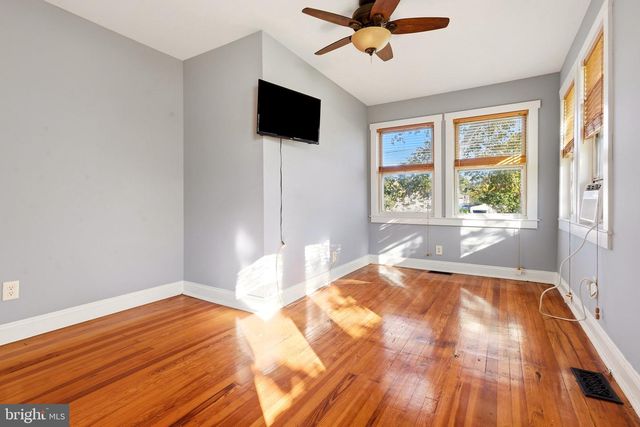 205 N FIFTH ST, National Park, NJ 08063