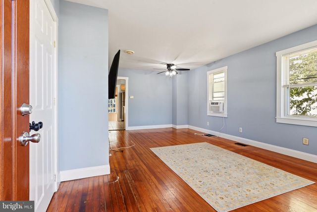 205 N FIFTH ST, National Park, NJ 08063