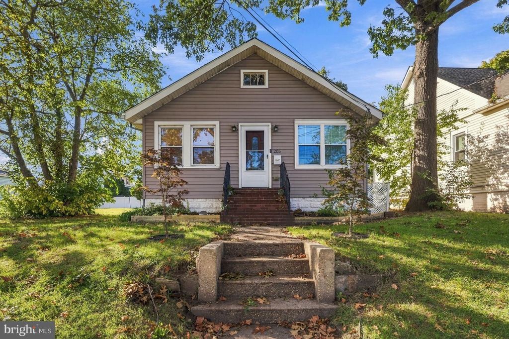 205 N FIFTH ST, NATIONAL PARK, NJ 08063 — exterior