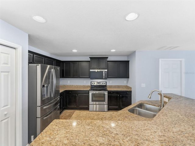 27540 DESERT WILLOW WAY, Wesley Chapel, FL 33544