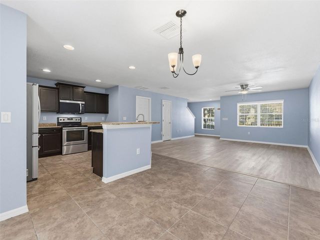 27540 DESERT WILLOW WAY, Wesley Chapel, FL 33544