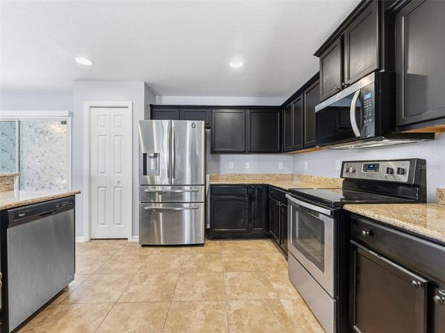 27540 DESERT WILLOW WAY, Wesley Chapel, FL 33544