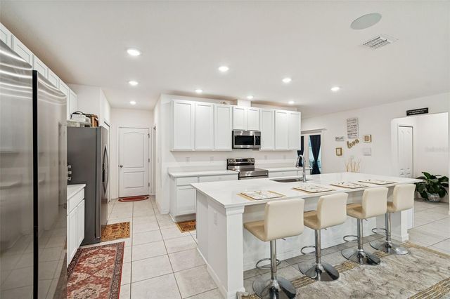 16301 GREENBACK RD, Weeki Wachee, FL 34614