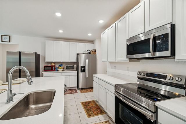 16301 GREENBACK RD, Weeki Wachee, FL 34614