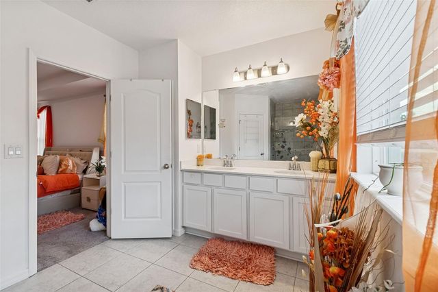 16301 GREENBACK RD, Weeki Wachee, FL 34614