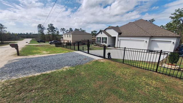 16301 GREENBACK RD, Weeki Wachee, FL 34614