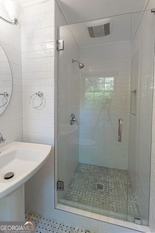 1272 Lavista Road, Brookhaven, GA 30324