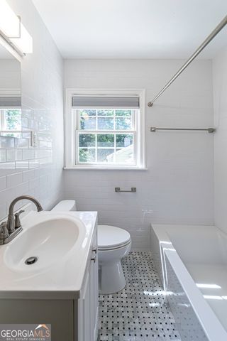 1272 Lavista Road, Brookhaven, GA 30324