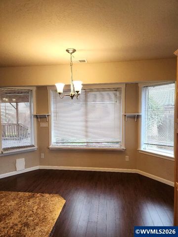 3480 Bald Eagle Dr, Lebanon, OR 97355