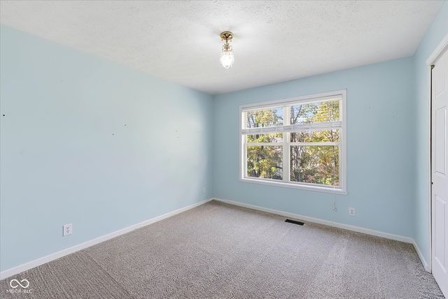 7992 Cobblesprings Drive, Avon, IN 46123