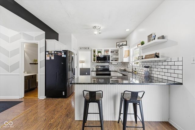 7992 Cobblesprings Drive, Avon, IN 46123