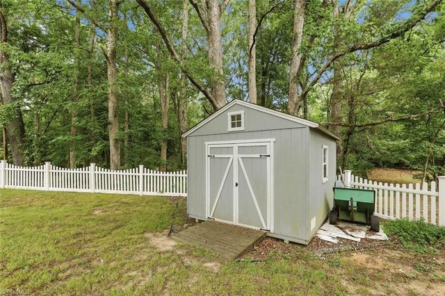 200 Odell Myers Road, Advance, NC 27006