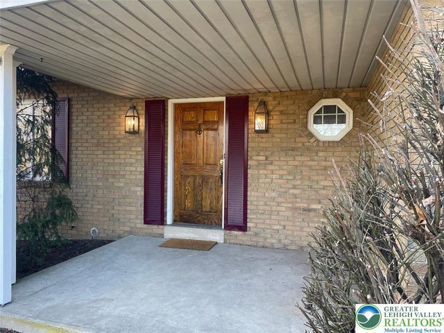 3516 Edinburgh Road, Allentown City, PA 18104