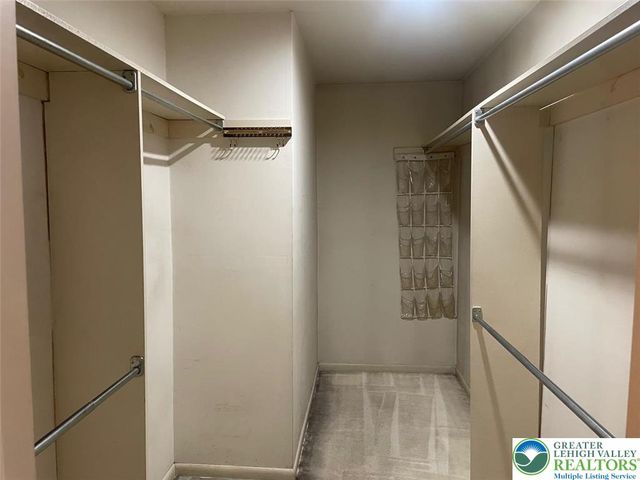 3516 Edinburgh Road, Allentown City, PA 18104