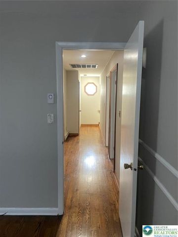 3516 Edinburgh Road, Allentown City, PA 18104